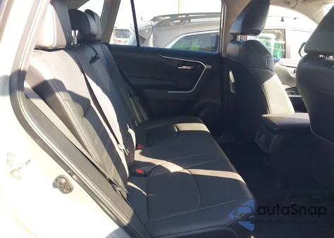 2021 Toyota Rav4 Xle Premium z USA, uszkodzony, nr VIN 2T3C1RFVXMW184351